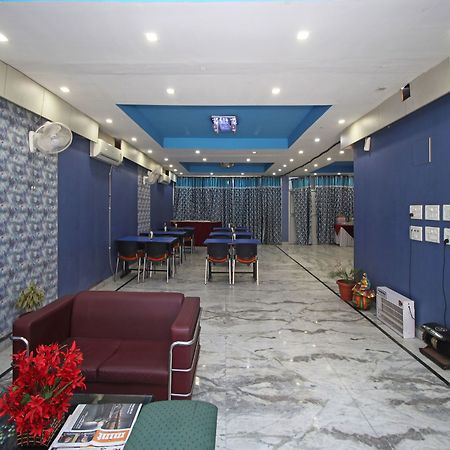 Oyo 576 Hotel Shree Kanta Residency グルガウン エクステリア 写真